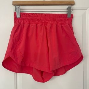 Lululemon Track That HR Short 3" *Lined